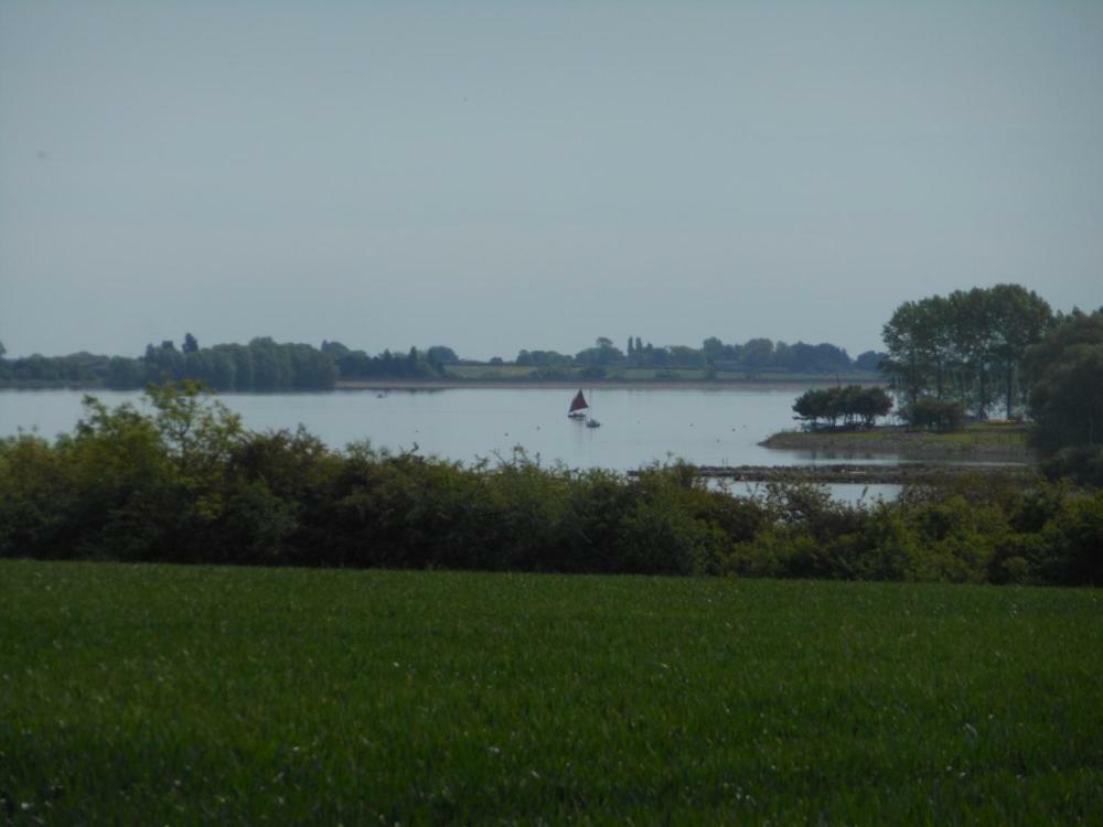 Grafham Water Lodge Buitenkant foto